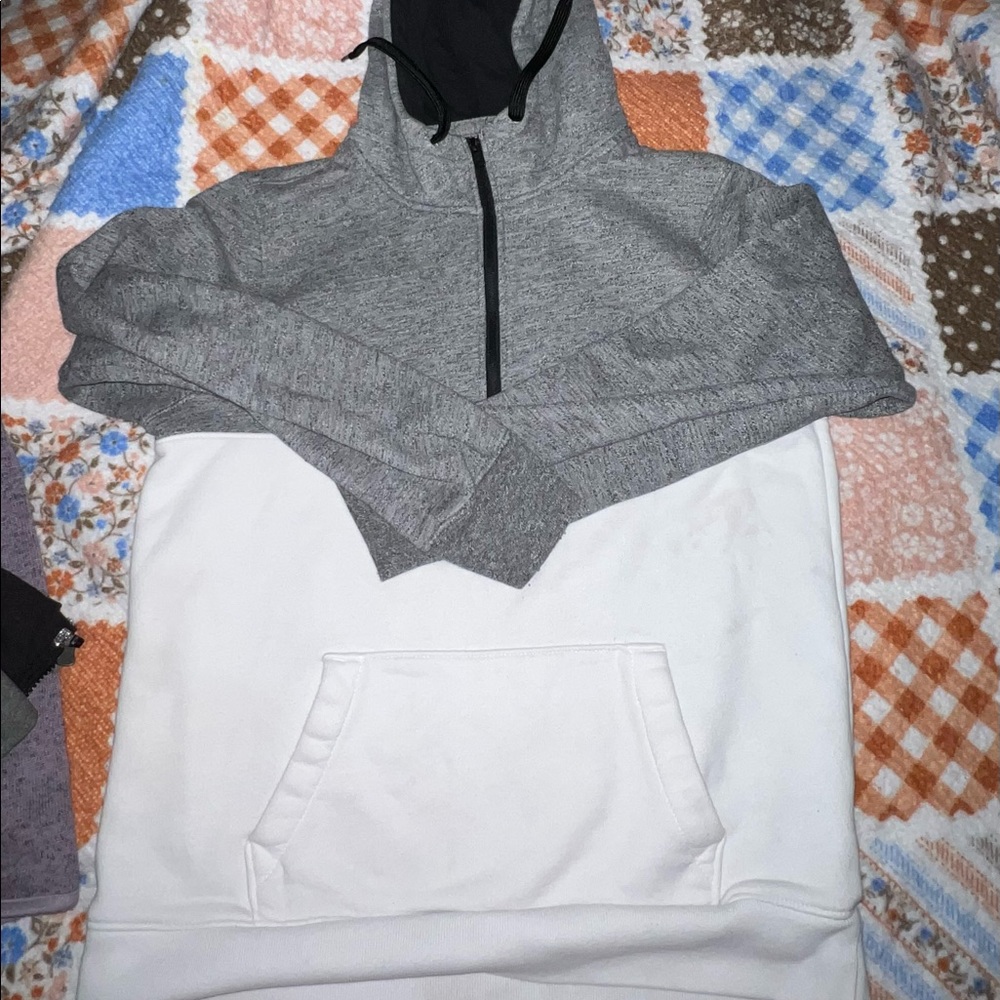 Hollister Hoodie